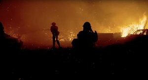 Intense Trailer for the Firefighter Documentary Film FIRELINE