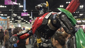 Sideshow Unveils Badass VOLTRON Figure at WonderCon!